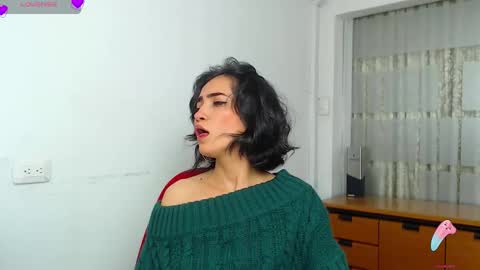 Sara online show from November 2025 03:11:01 PM