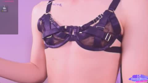 Hanna online show from November 2025 08:22:02 PM