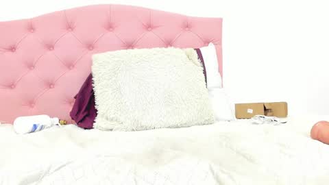 Welcome Guys Im hannaHoney online show from December 2024 11:30:01 AM