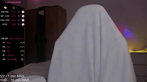 hanna montanas online show from November 2025 07:36:02 PM