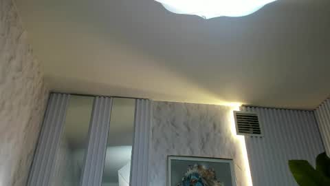 Snapshot of hanna_slut chatting on June 2026 02:01:02 AM EVA online show from June 2026 02:01:02 AM