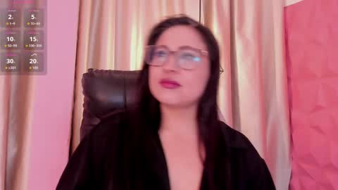 Snapshot of hannabackerr chatting on April 2026 11:48:01 AM hannabackerr online show from April 2026 11:48:01 AM