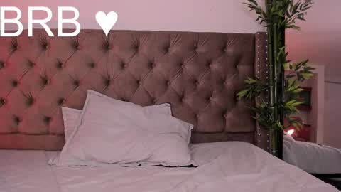 Snapshot of hannah_brady chatting on February 2025 01:44:02 AM Hannah online show from February 2025 01:44:02 AM