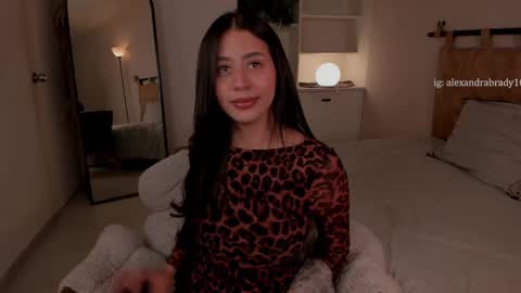 Snapshot of hannah_brady chatting on October 2025 11:34:02 PM Hannah online show from October 2025 11:34:02 PM