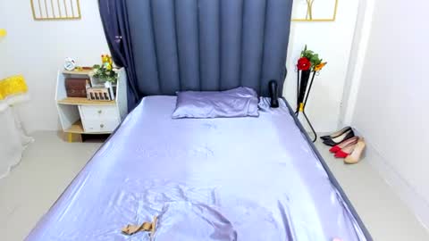 Snapshot of hannah_louissex chatting on June 2026 10:56:01 PM hannah_louissex online show from June 2026 10:56:01 PM