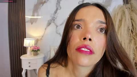 Hannahill69 online show from April 2026 04:59:01 AM