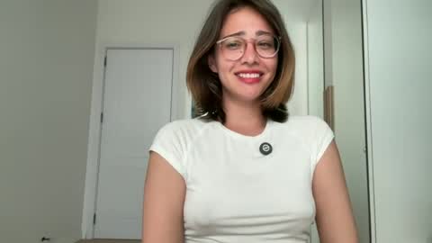 Snapshot of hannahinto chatting on August 2026 04:23:02 AM hannahinto online show from August 2026 04:23:02 AM