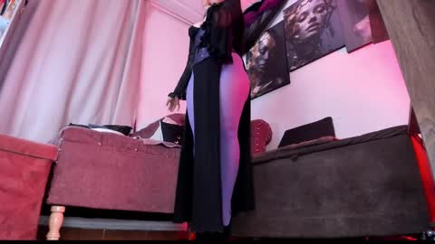 Snapshot of hannalicious4u chatting on February 2025 12:57:01 AM FOLLOW ME INTA MOONXMAFE online show from February 2025 12:57:01 AM