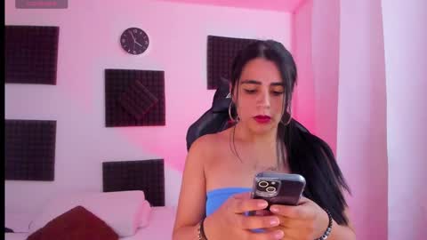 Snapshot of hannarusso chatting on September 2025 08:58:01 PM Hanna online show from September 2025 08:58:01 PM