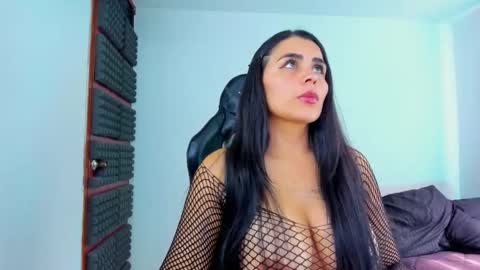 Snapshot of hannarusso chatting on February 2026 08:35:01 PM Hanna online show from February 2026 08:35:01 PM