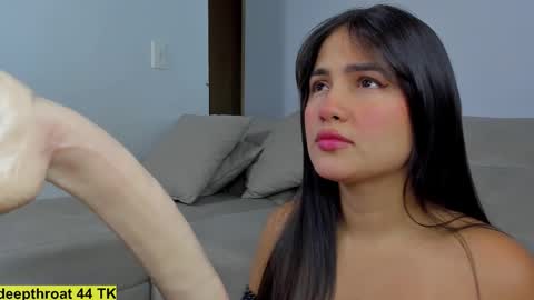 Hanna online show from October 2025 01:12:02 PM