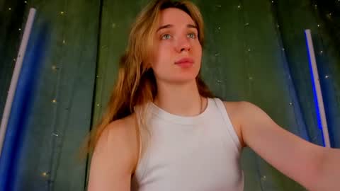 Snapshot of hannavanilla chatting on June 2026 11:35:02 PM Hannavanilla online show from June 2026 11:35:02 PM