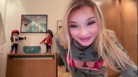 Snapshot of hannaxlovex chatting on October 2025 03:02:02 PM  FREE LIMITED online show from October 2025 03:02:02 PM