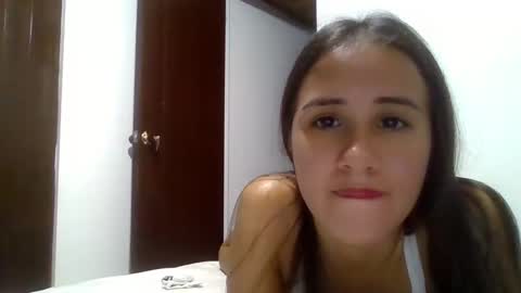 Snapshot of hanny_kail chatting on January 2025 03:09:02 AM hanny online show from January 2025 03:09:02 AM