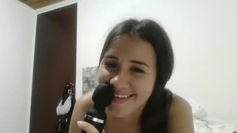 Snapshot of hanny_kail chatting on September 2025 04:25:01 AM hanny online show from September 2025 04:25:01 AM