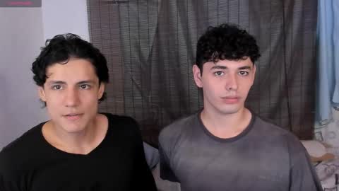 Snapshot of hans_andres17 chatting on December 2025 07:54:02 PM hans and andres online show from December 2025 07:54:02 PM