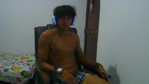 Snapshot of hansel_take chatting on May 2026 08:14:02 PM hansel_take online show from May 2026 08:14:02 PM