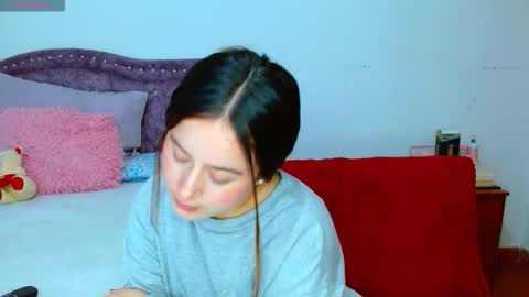 isabella   online show from February 2026 07:34:02 PM