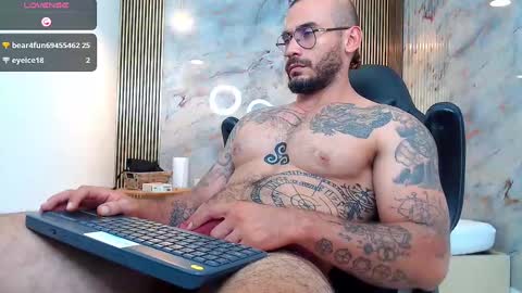 Snapshot of hanz_col chatting on December 2024 01:48:01 AM hanz_col online show from December 2024 01:48:01 AM