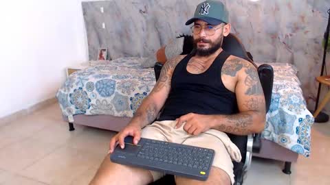 hanz_col online show from November 2025 05:17:01 AM