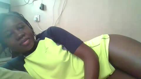 Snapshot of happy_dimple chatting on September 2025 11:58:01 AM happy_dimple online show from September 2025 11:58:01 AM