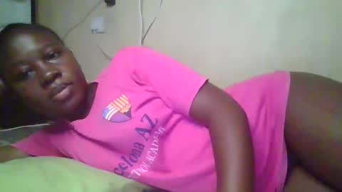 Snapshot of happy_dimple chatting on October 2025 11:53:02 AM happy_dimple online show from October 2025 11:53:02 AM