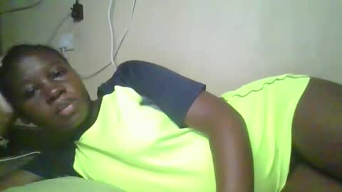 Snapshot of happy_dimple chatting on October 2025 11:44:02 AM happy_dimple online show from October 2025 11:44:02 AM