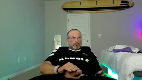 Snapshot of happyendingstory chatting on April 2026 04:37:02 PM Josh Hamilton online show from April 2026 04:37:02 PM