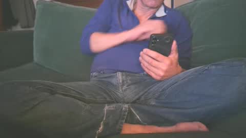 Snapshot of happymark31 chatting on October 2025 09:11:01 PM mark online show from October 2025 09:11:01 PM