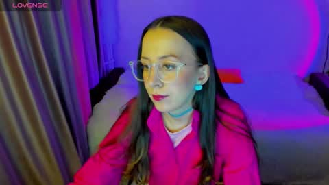 Stephanie online show from February 2026 08:05:01 PM