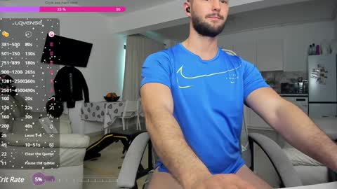 Snapshot of hard_chriss chatting on January 2025 11:18:02 AM Hard Cock online show from January 2025 11:18:02 AM