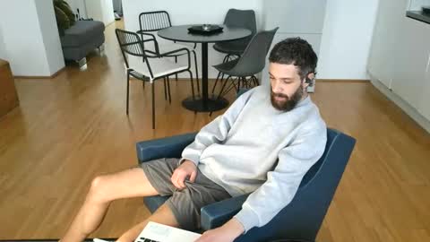 Chris online show from April 2026 10:41:01 AM