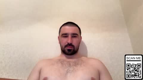 Snapshot of hard_to_obey chatting on May 2026 07:11:02 PM Vadim online show from May 2026 07:11:02 PM