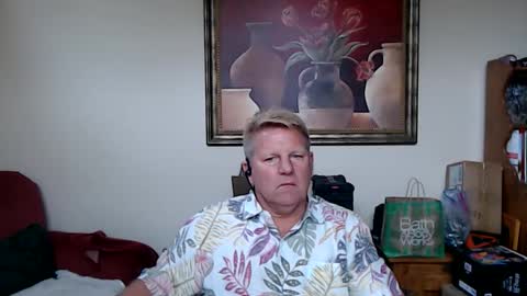 Snapshot of hardblondcouplehawaii chatting on December 2025 07:32:01 PM Steele and Cassie online show from December 2025 07:32:01 PM