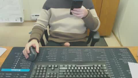 Snapshot of hardcumcanadian chatting on February 2025 11:47:01 PM hardcumcanadian online show from February 2025 11:47:01 PM