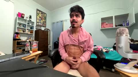 Snapshot of harddmikee chatting on February 2026 06:15:01 PM harddmikee online show from February 2026 06:15:01 PM