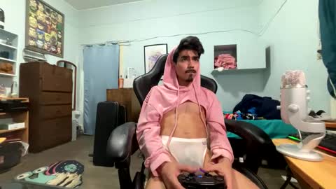 Snapshot of harddmikee chatting on February 2026 06:21:02 AM harddmikee online show from February 2026 06:21:02 AM