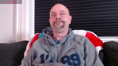 MrLazy online show from January 2025 08:32:02 PM