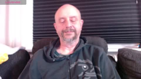 MrLazy online show from January 2025 07:03:01 PM