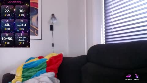 MrLazy online show from February 2025 12:19:02 PM