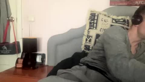 Snapshot of hardnstyle chatting on January 2025 08:39:02 AM HARD AND STYLE online show from January 2025 08:39:02 AM