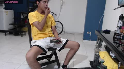 Andres Dean online show from December 2024 01:20:02 AM