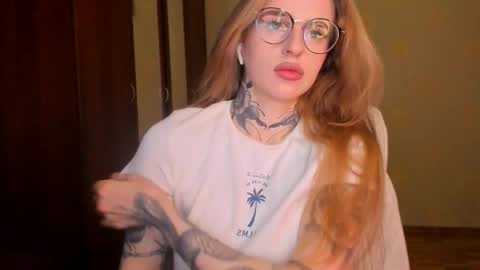 Julia online show from February 2026 04:50:02 AM