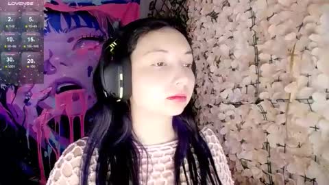 Snapshot of harmonys_couple_ chatting on November 2025 05:56:01 PM Harmonys World online show from November 2025 05:56:01 PM