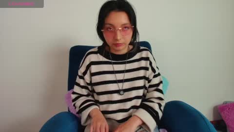 Snapshot of harmonys_couple_ chatting on May 2026 09:35:02 PM Harmonys World online show from May 2026 09:35:02 PM