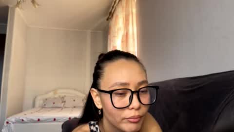 Snapshot of harolddierolf chatting on October 2025 01:48:02 AM Naomi online show from October 2025 01:48:02 AM