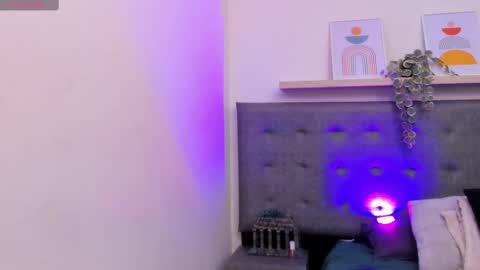 Harper  online show from November 2025 11:21:02 PM