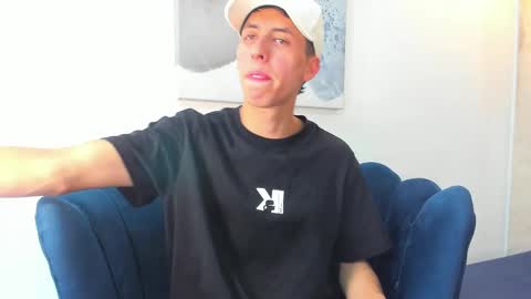 Snapshot of harry_klein chatting on September 2025 12:17:02 PM H K online show from September 2025 12:17:02 PM