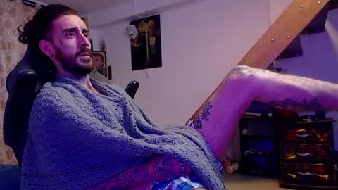 Snapshot of harry_reems_ chatting on December 2024 10:03:01 AM OMAR online show from December 2024 10:03:01 AM