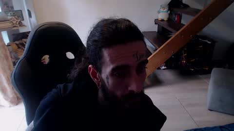 Snapshot of harry_reems_ chatting on January 2025 05:18:02 PM OMAR online show from January 2025 05:18:02 PM
